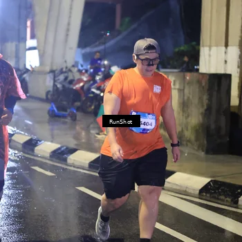 Runner Photo 7923629
