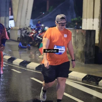 Runner Photo 7923633