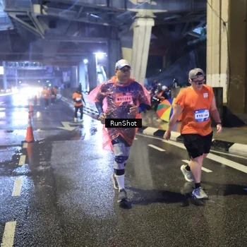 Runner Photo 7923644