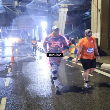 Runner Photo 7923645
