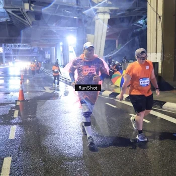 Runner Photo 7923647