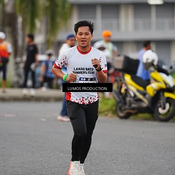 Runner Photo 7923650