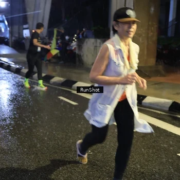 Runner Photo 7923665