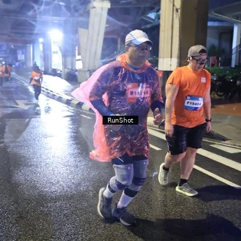 Runner Photo 7923666