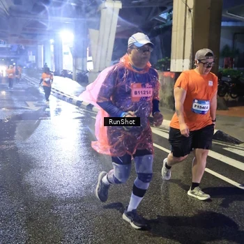 Runner Photo 7923691