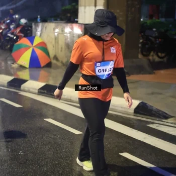 Runner Photo 7923692