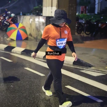 Runner Photo 7923700