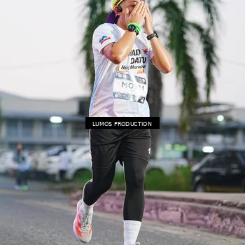 Runner Photo 7923704
