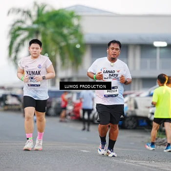 Runner Photo 7923740