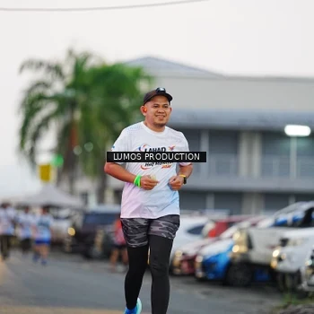 Runner Photo 7923749