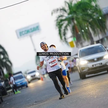 Runner Photo 7923753