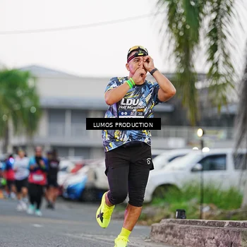 Runner Photo 7923756