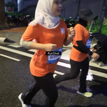 Runner Photo 7923767