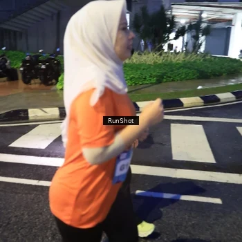 Runner Photo 7923775