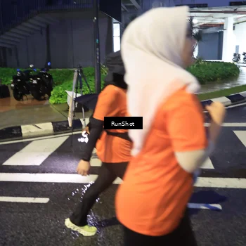 Runner Photo 7923781