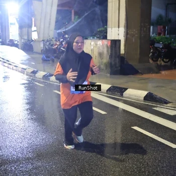 Runner Photo 7923800