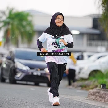 Runner Photo 7923815