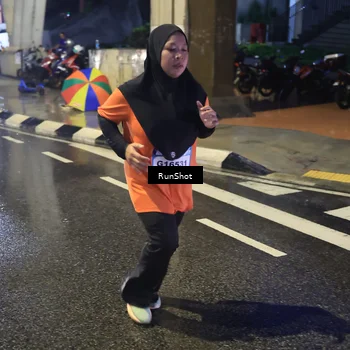Runner Photo 7923816