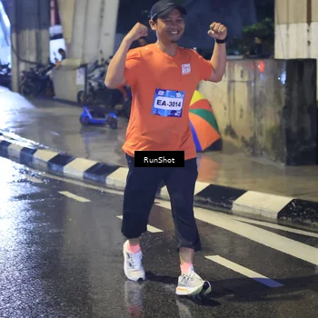 Runner Photo 7923850