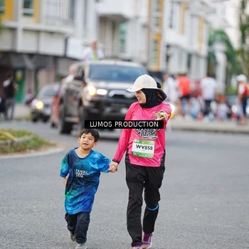 Runner Photo 7923856