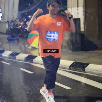 Runner Photo 7923861