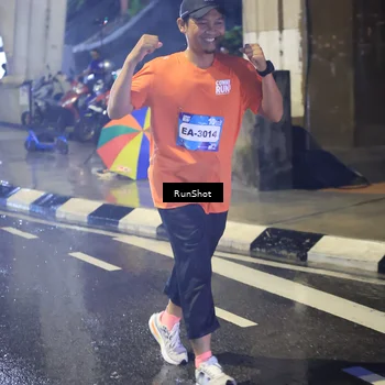 Runner Photo 7923863