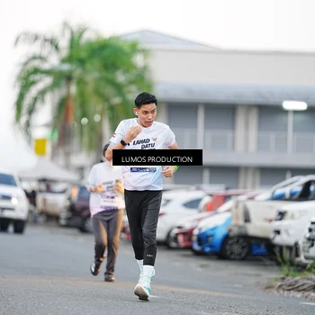 Runner Photo 7923868