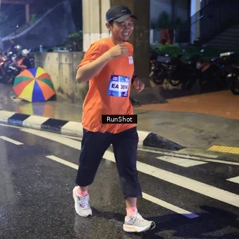 Runner Photo 7923879
