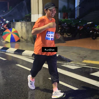 Runner Photo 7923880