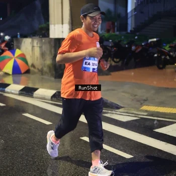 Runner Photo 7923882