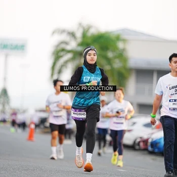 Runner Photo 7923887