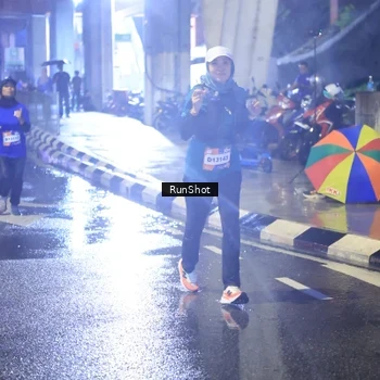 Runner Photo 7923888
