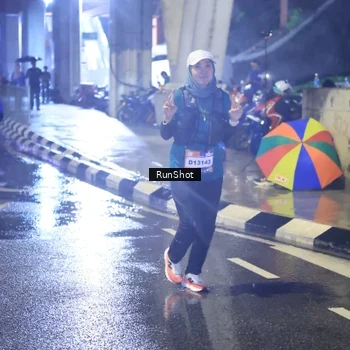 Runner Photo 7923896