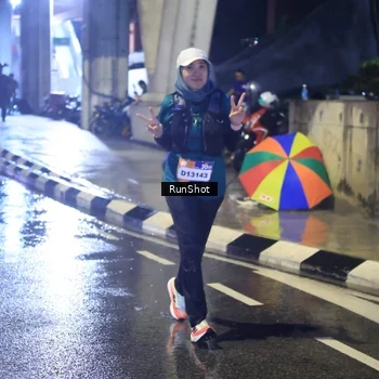 Runner Photo 7923905