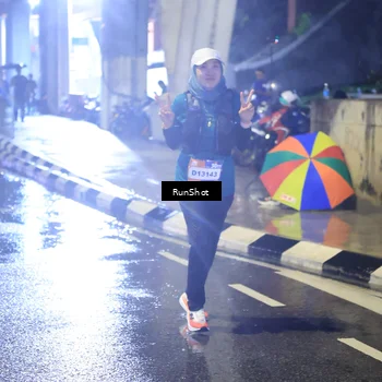 Runner Photo 7923908