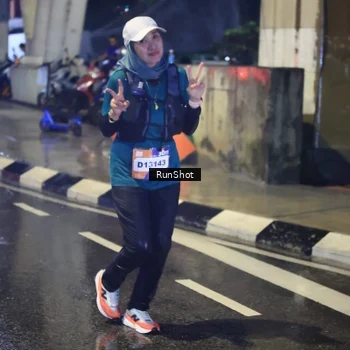 Runner Photo 7923925