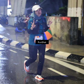 Runner Photo 7923926