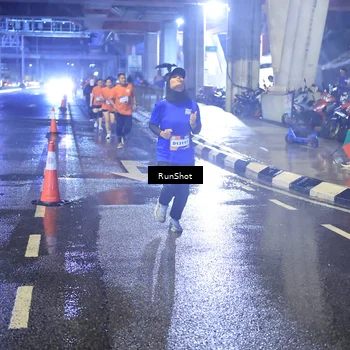 Runner Photo 7923944
