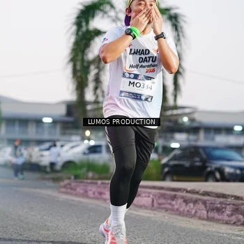 Runner Photo 7923945
