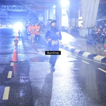 Runner Photo 7923947