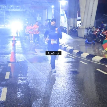 Runner Photo 7923952