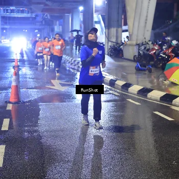 Runner Photo 7923958