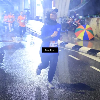 Runner Photo 7923982