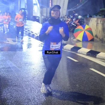 Runner Photo 7923989