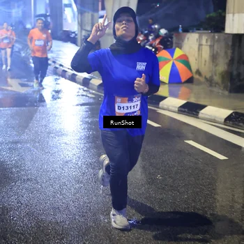 Runner Photo 7923997