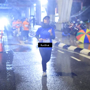 Runner Photo 7923999