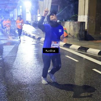 Runner Photo 7924004