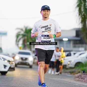 Runner Photo 7924006