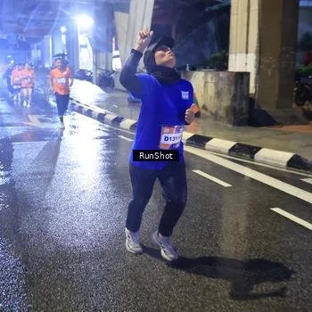 Runner Photo 7924008
