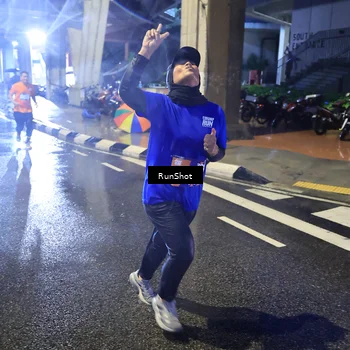 Runner Photo 7924023